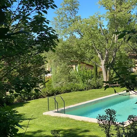Les Sainte-victoire & Hotel